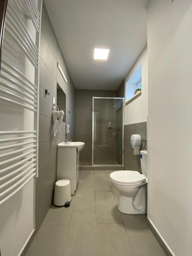 Sulyom Panzio Apartment Tiszafured Ngoại thất bức ảnh