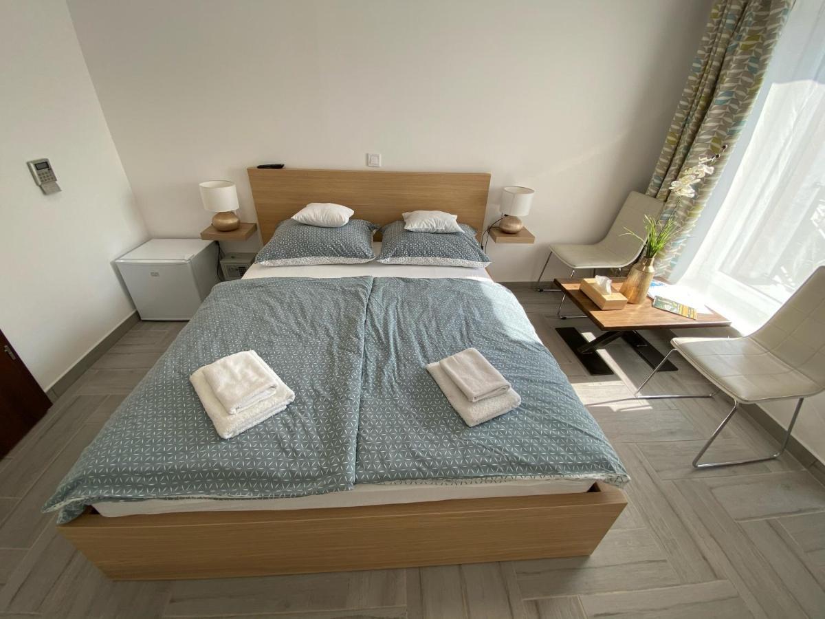 Sulyom Panzio Apartment Tiszafured Ngoại thất bức ảnh